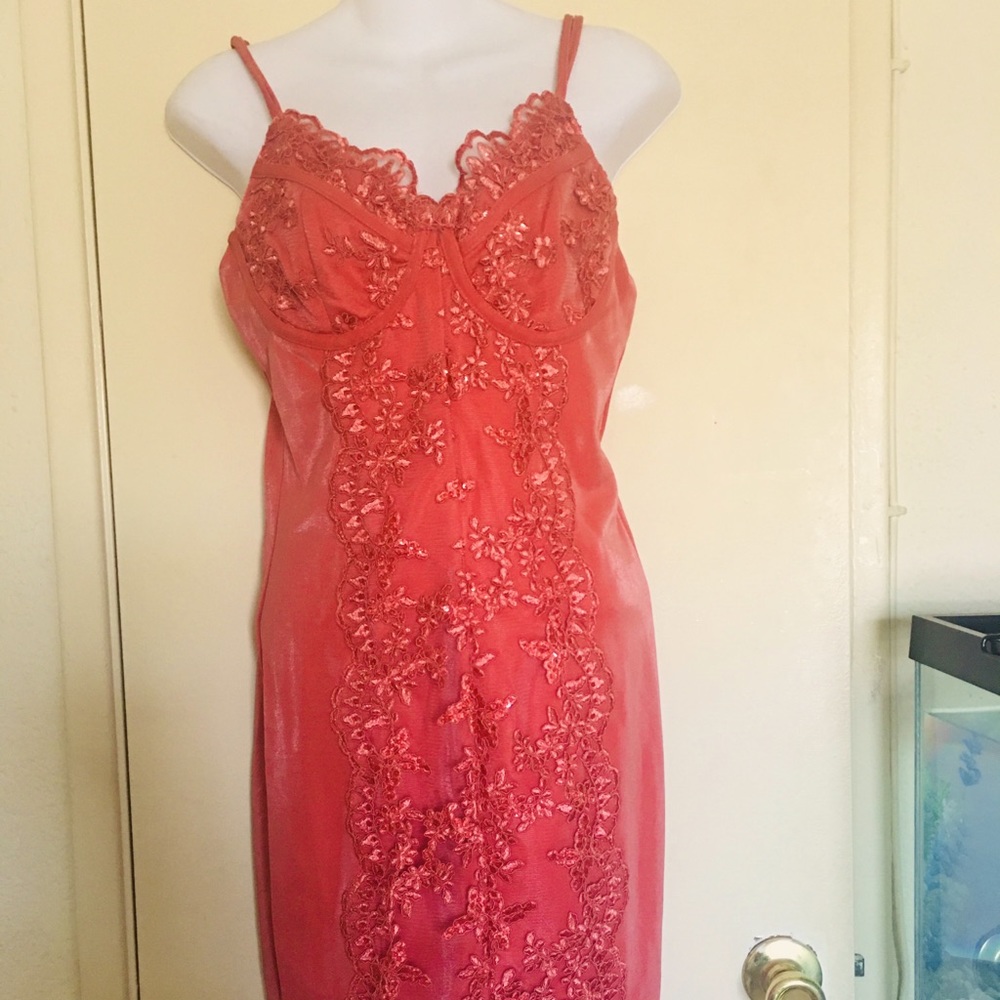 Elegent Slip Dress Women Dress - Picture 4 of 14